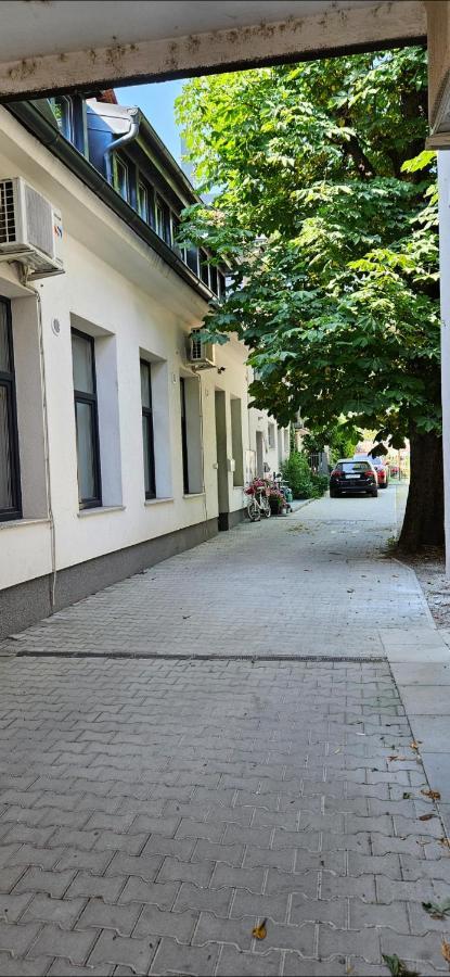 Khan Apartments Ljubljana Kültér fotó